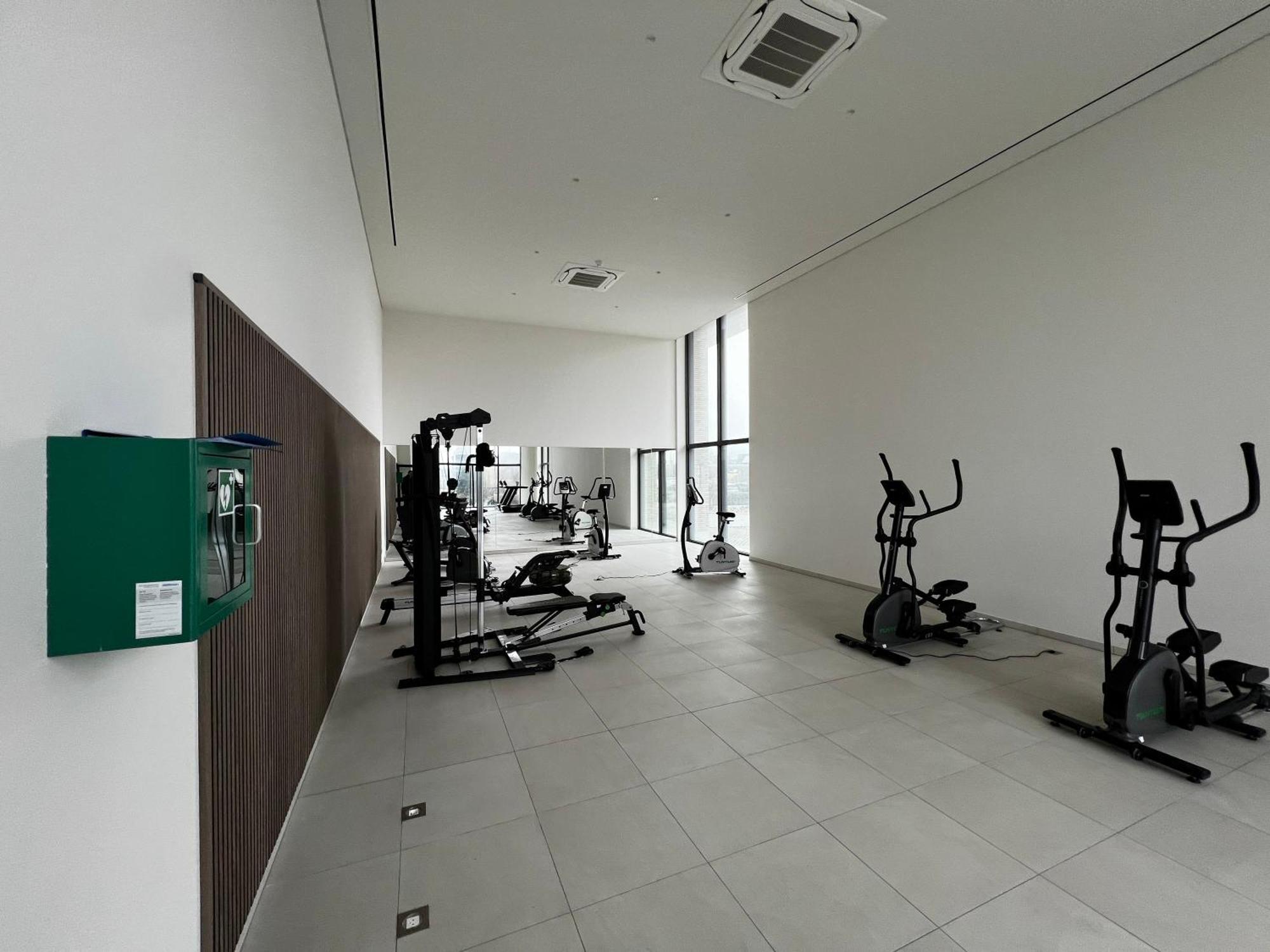 Huswell - Beautiful Apartment With Communal Pool And Gym オステンド エクステリア 写真